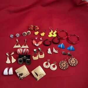 Kitschy Earrings lot